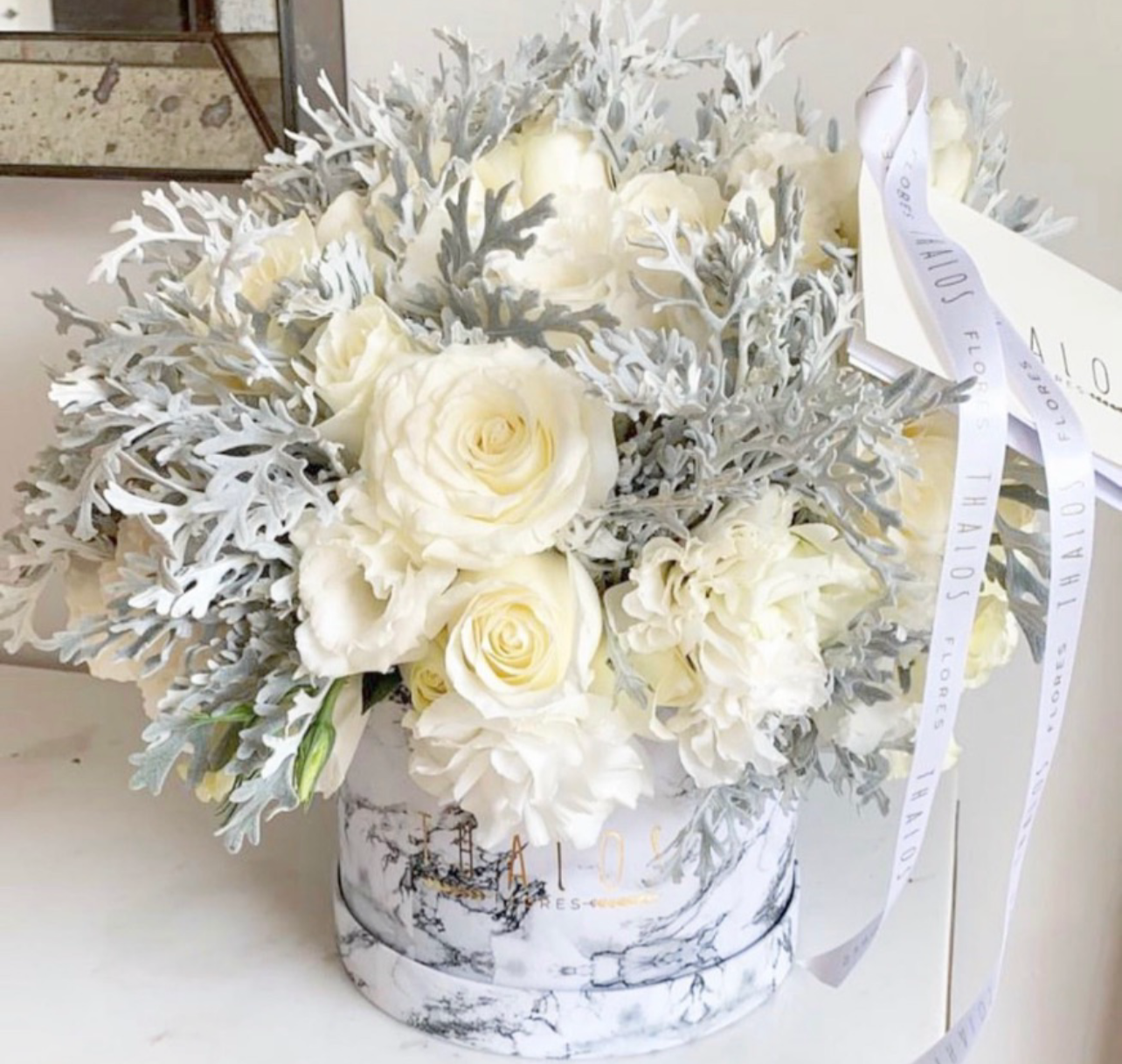 Box Mármol Blanco Grande Dusty