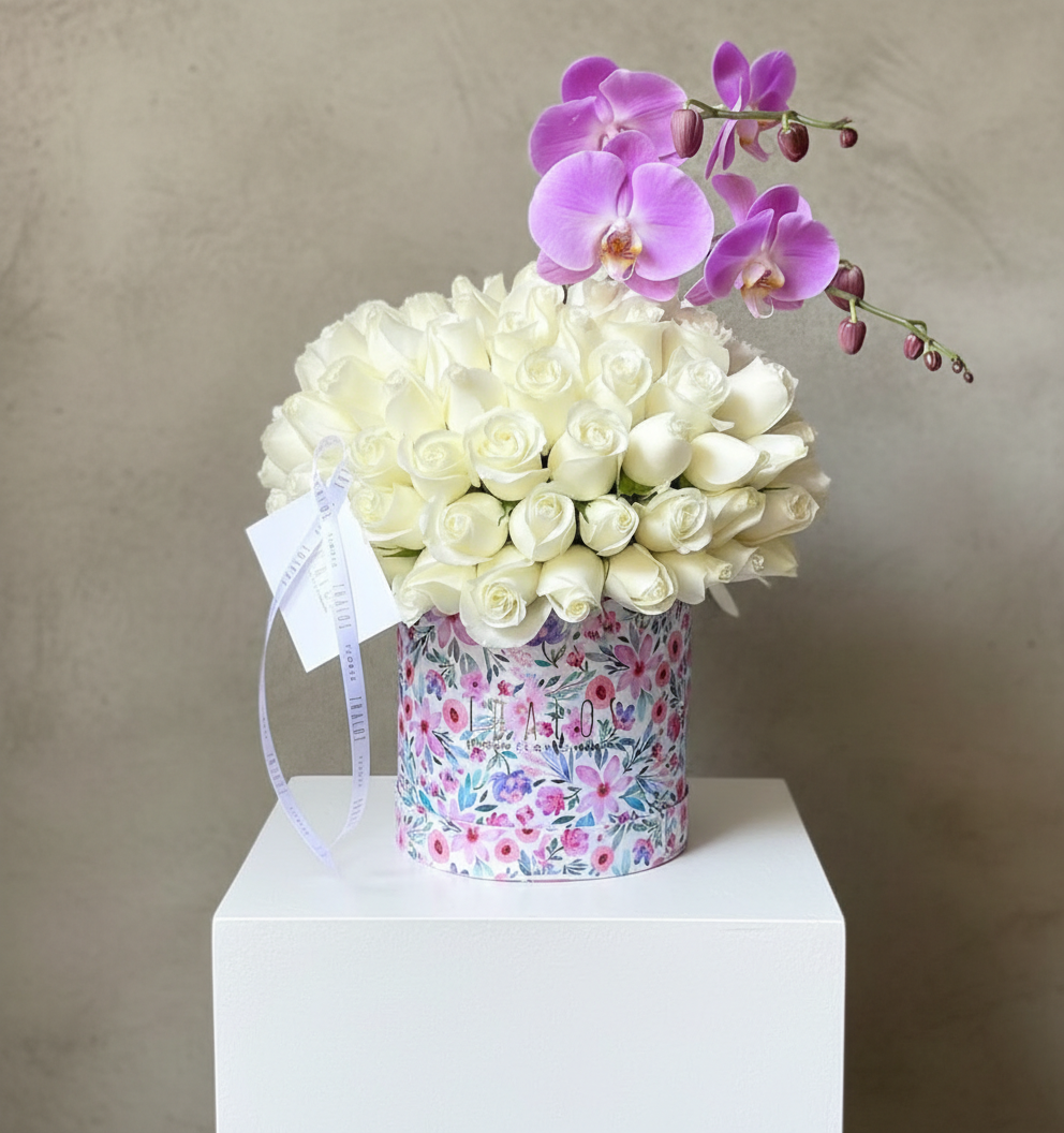 Box Flores Grande Rosas Blancas y Orquídeas