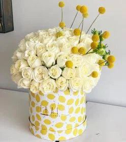 Box Grande Rosas Blancas y Craspedia