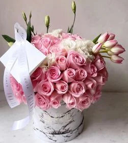 Box Grande Rosas Titanic y Tulipanes