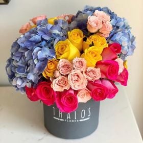 Box Mediano Hortensias y Rosas