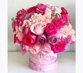 Box Mediano Rosas y Claveles