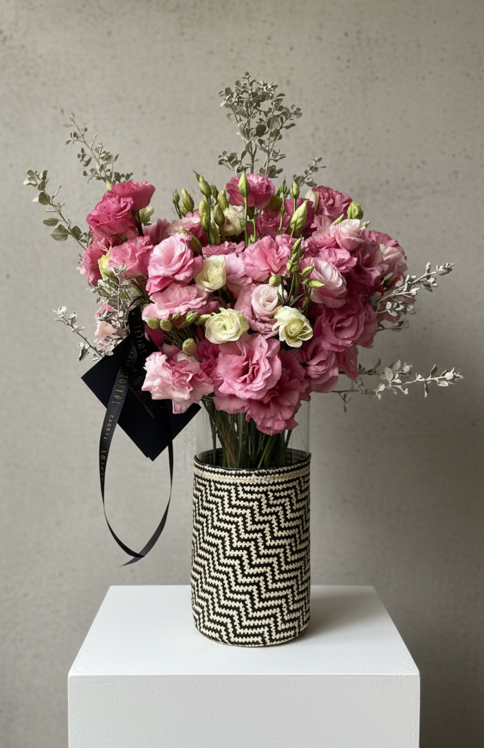 Palma greca negra Lisianthus
